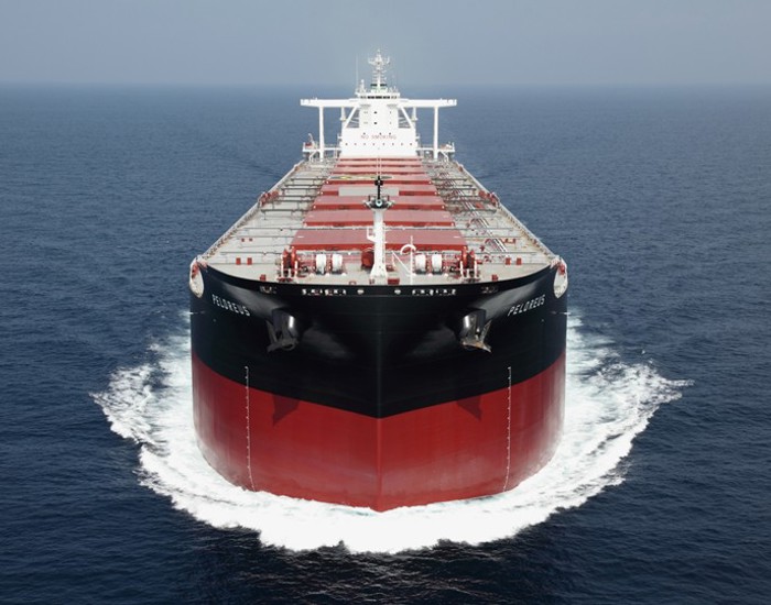 /media/btahcssx/large_hero_image_starbulk_750x540.jpg?width=700&height=550&v=1dd354b4479b870